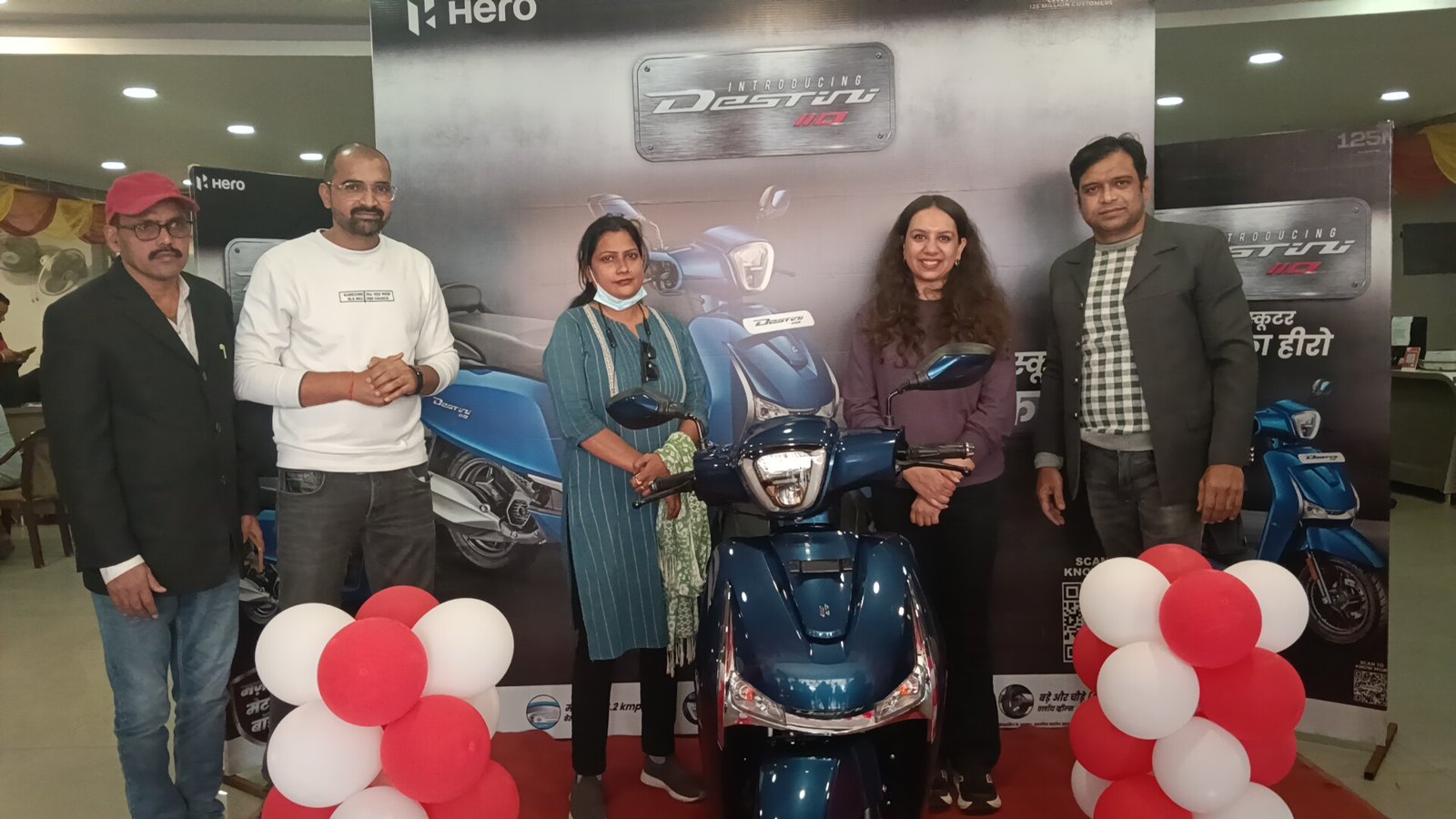 आज वाराणसी विशाल ऑटो एजेंसी में DESTINI 110 CC का लॉन्चिंग हुआ।